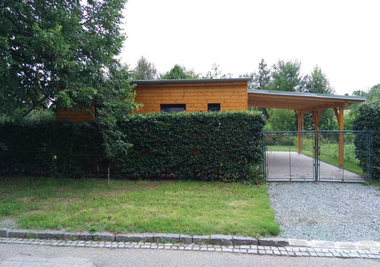 Apartman Pod Lipou - Samostatny Objekt Jaroměř エクステリア 写真